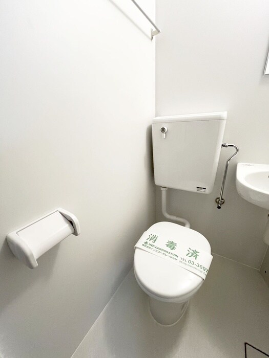 物件内観写真14　(トイレ)