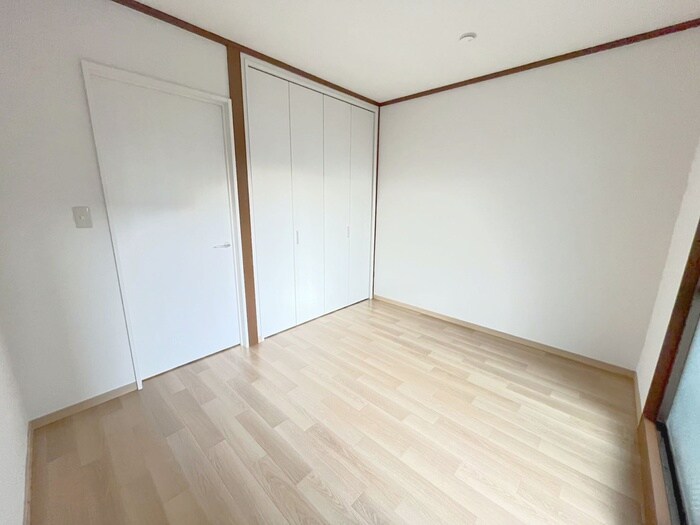 物件内観写真21　(居室)