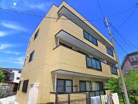 シャリテ外観写真