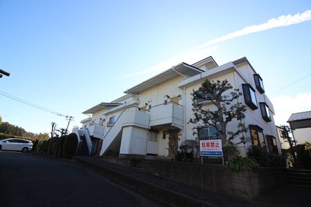 ロイヤルメゾン成瀬台Ⅲ外観写真