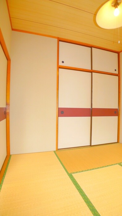 物件内観写真11　(居室)