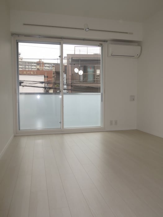 物件内観写真4　(居室)