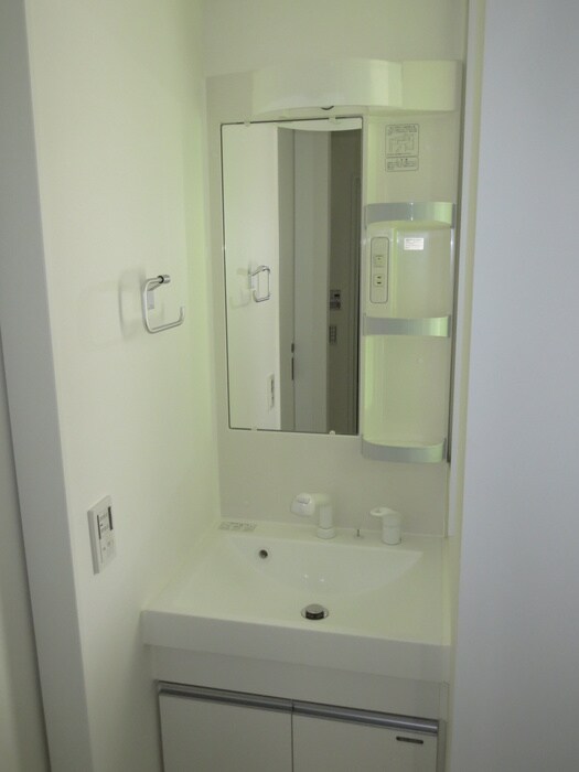 物件内観写真9　(洗面)