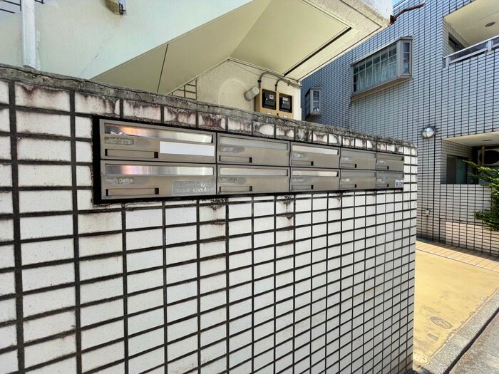 物件外観写真4　(建物設備)