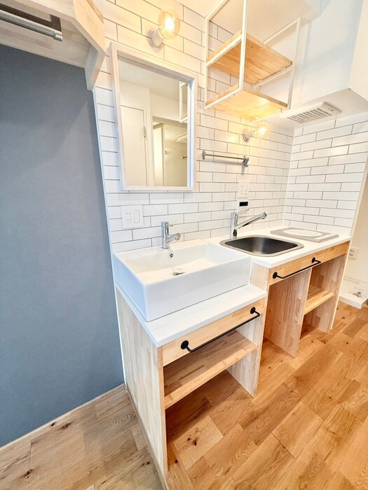 物件内観写真11　(洗面)