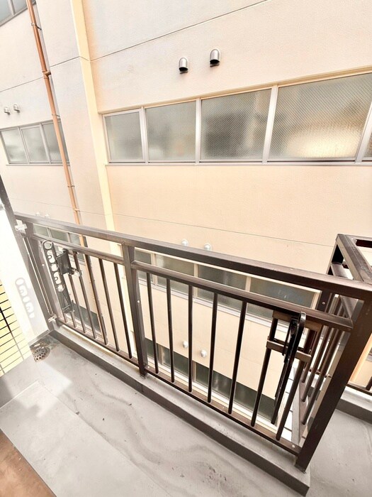 物件内観写真15　(ベランダ・バルコニー)