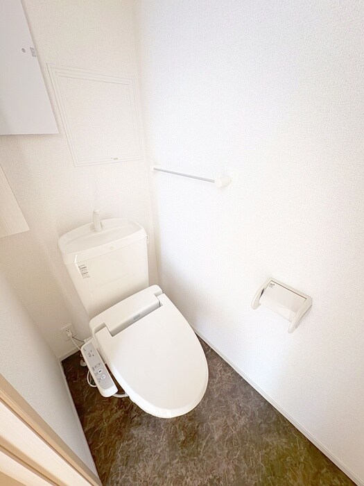 物件内観写真15　(トイレ)