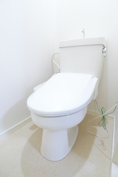 物件内観写真14　(トイレ)