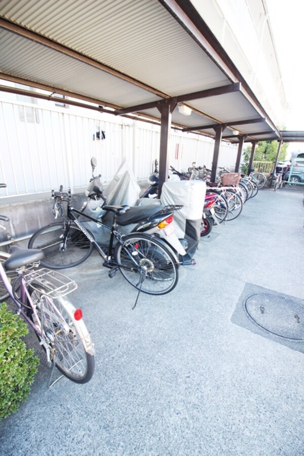 駐輪場