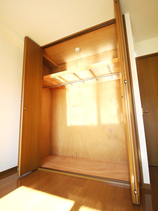 物件内観写真10　(収納)