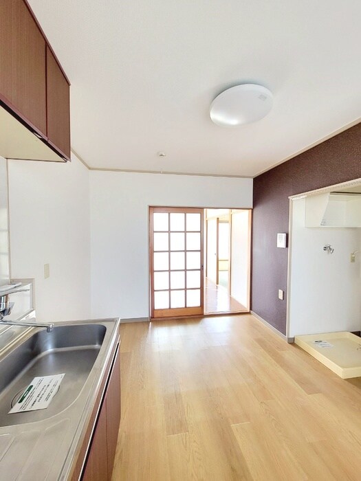 物件内観写真10　(居室)