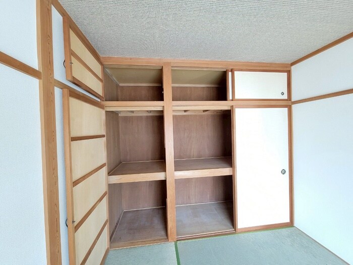 物件内観写真18　(収納)