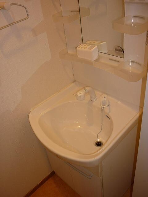 物件内観写真8　(洗面)