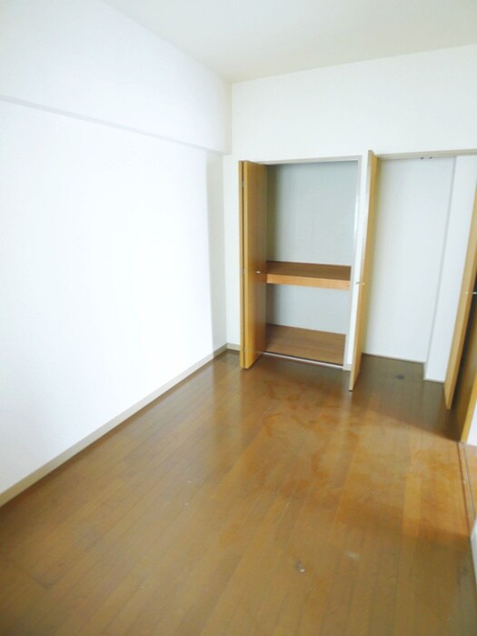 物件内観写真18　(収納)