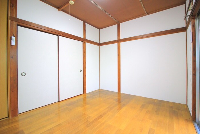 物件内観写真5　(居室)