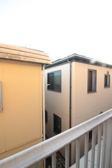 物件内観写真16　(室内からの展望)