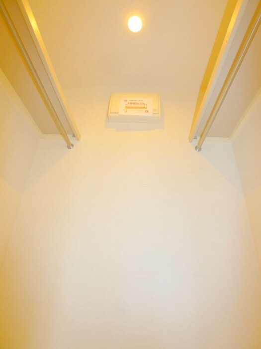 物件内観写真13　(収納)