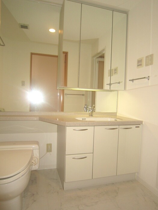 物件内観写真12　(洗面)