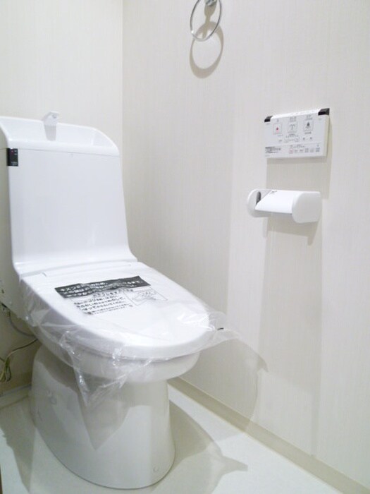 物件内観写真7　(トイレ)