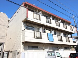 メゾネット泉外観写真