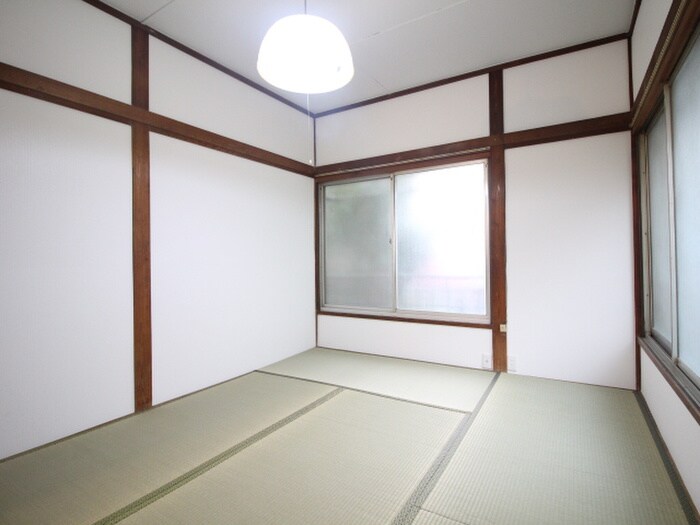 物件内観写真4　(居室)