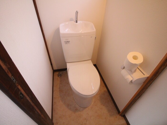 物件内観写真11　(トイレ)