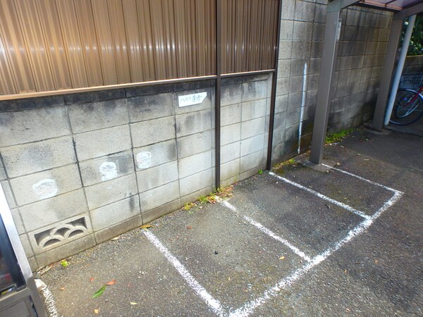 バイク置き場