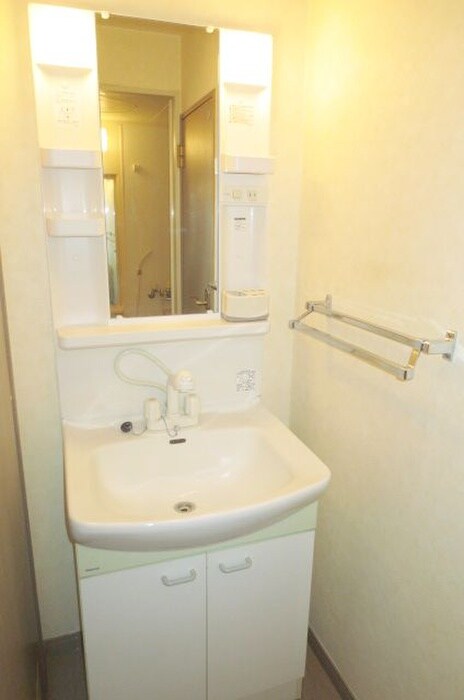 物件内観写真11　(洗面)