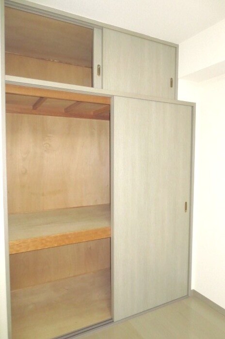 物件内観写真13　(収納)