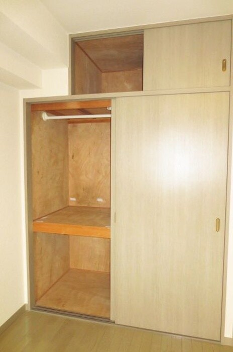 物件内観写真13　(収納)