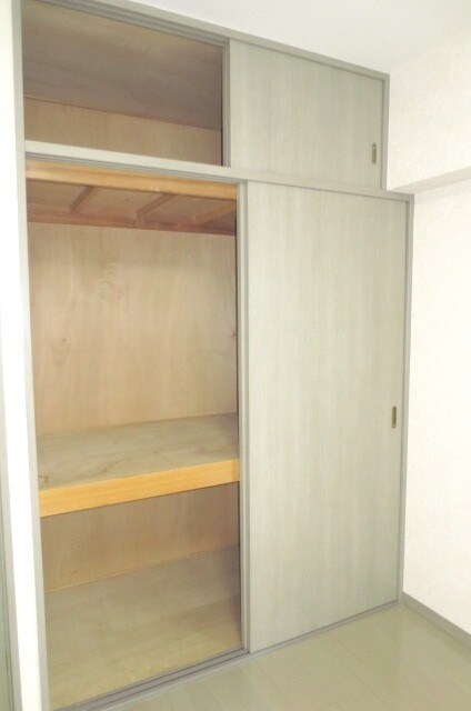 物件内観写真13　(収納)