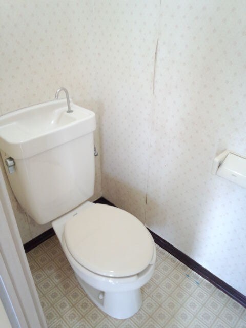 物件内観写真8　(トイレ)