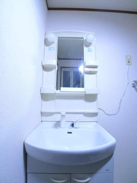 物件内観写真11　(洗面)