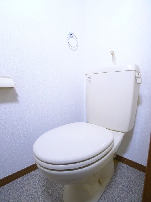 物件内観写真12　(トイレ)