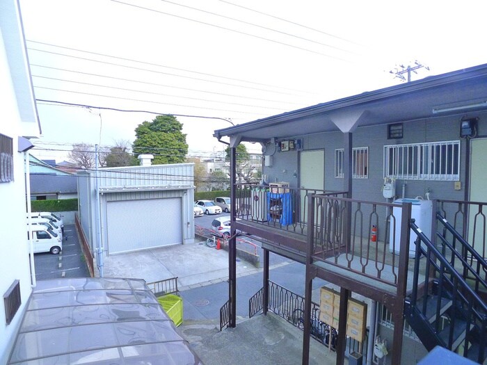 物件内観写真15　(室内からの展望)