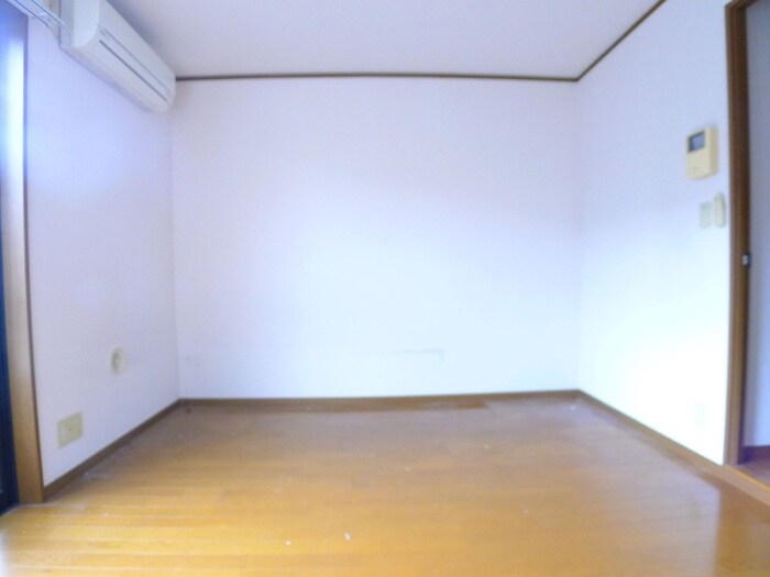 物件内観写真17　(居室)