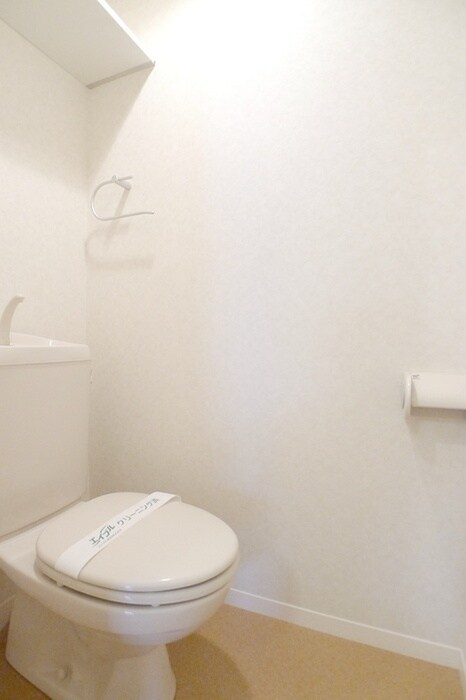 物件内観写真15　(トイレ)