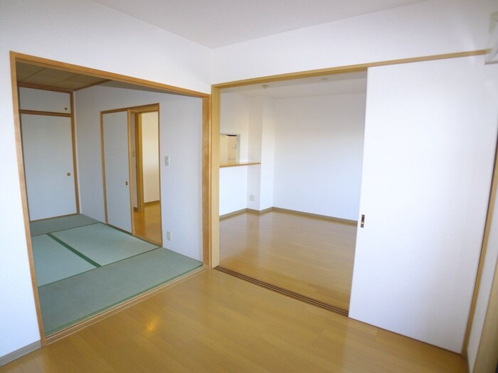 物件内観写真7　(居室)