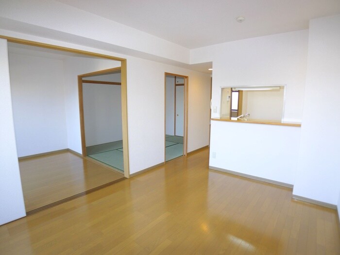 物件内観写真8　(居室)