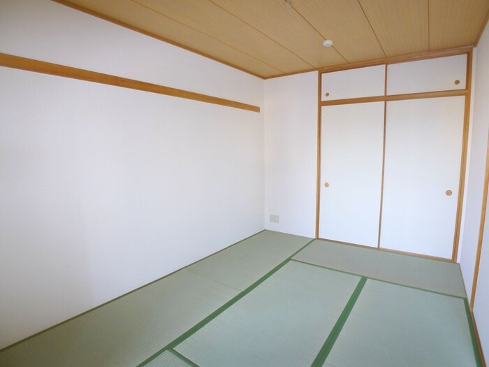 物件内観写真11　(居室)