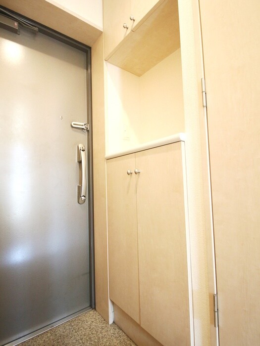 物件内観写真18　(靴箱)