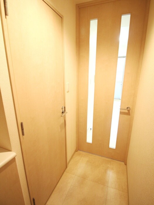 物件内観写真19　(廊下)