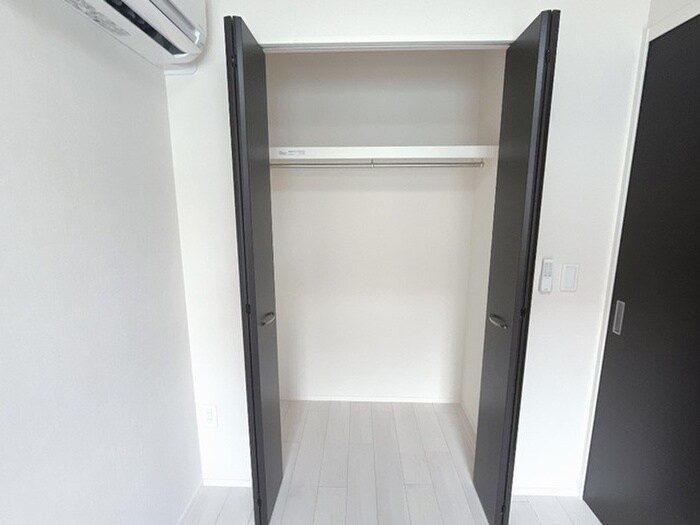 物件内観写真18　(収納)