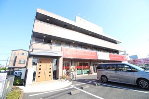 シャルマン参番館外観写真