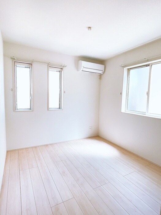 物件内観写真17　(居室)