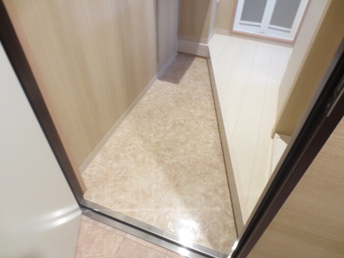 物件内観写真20　(玄関)