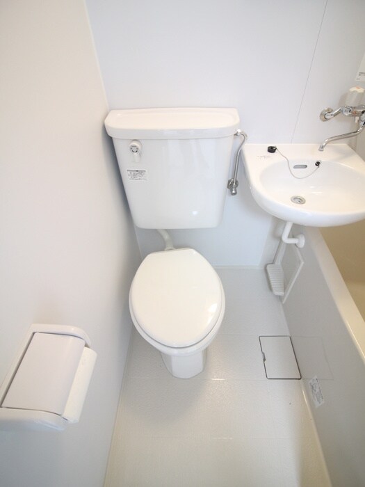 物件内観写真12　(トイレ)