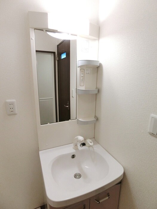 物件内観写真11　(洗面)