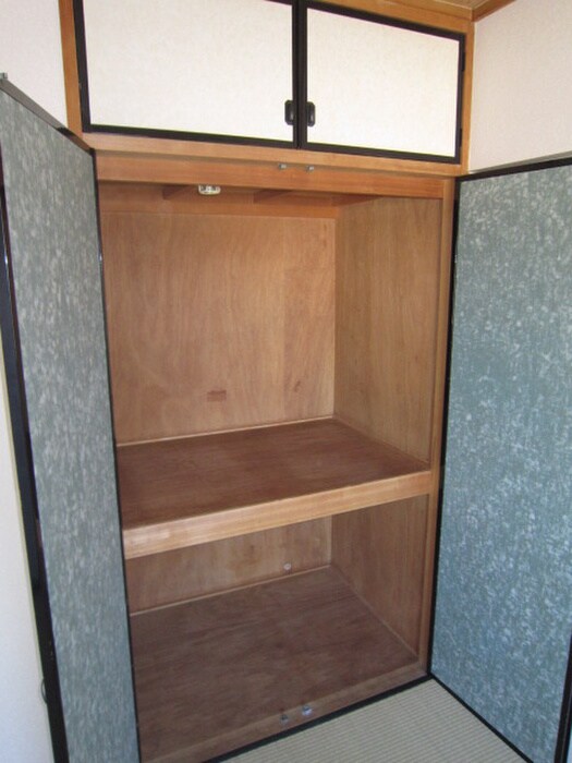 物件内観写真15　(収納)