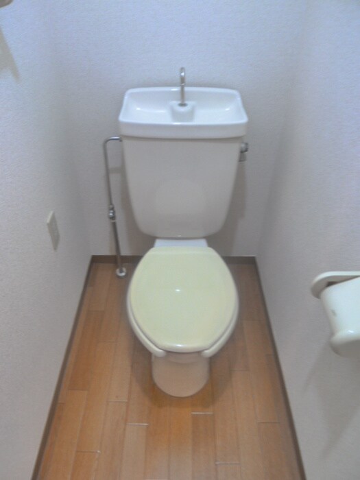 物件内観写真10　(トイレ)